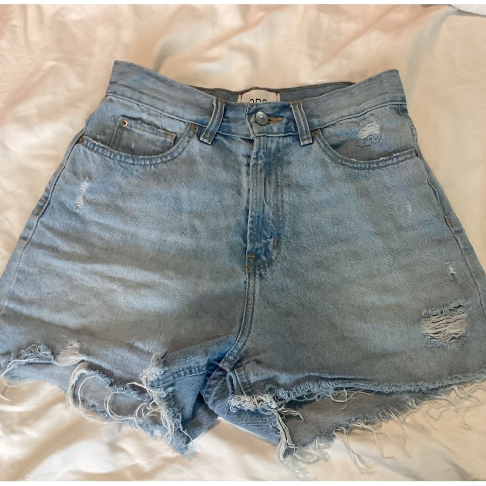 urban outfitters BDG jean shorts size 27”
